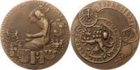 15 let pobočky - Razič při ražbě mincí